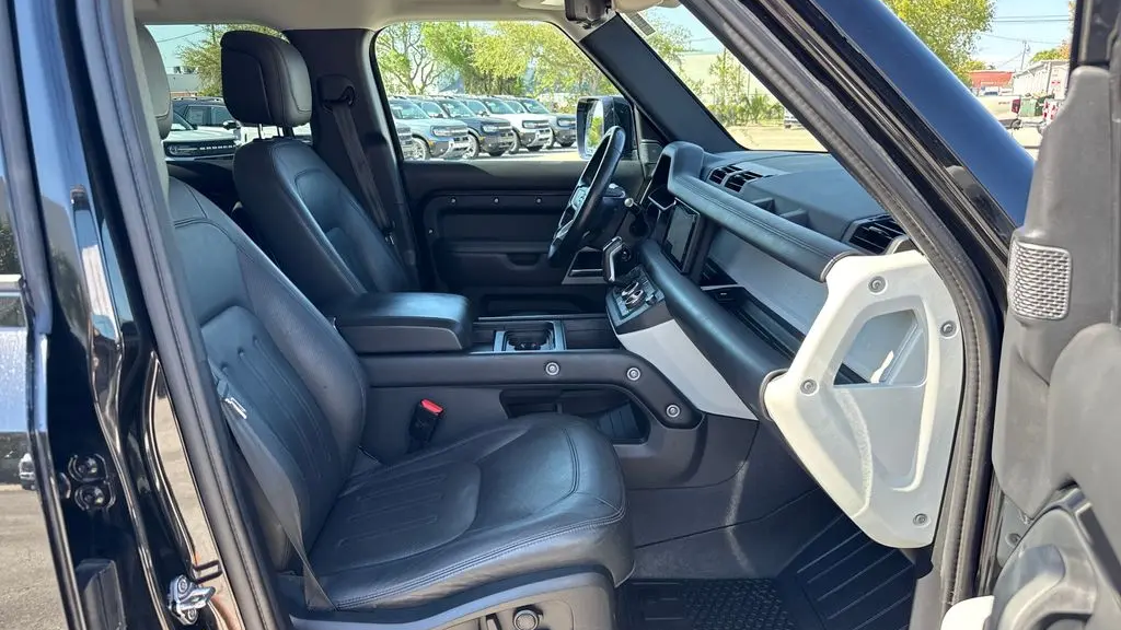 2020 Land Rover Defender 110 HSE