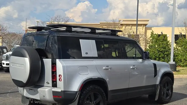 2020 Land Rover Defender 110 HSE
