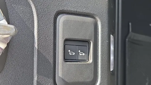 2020 Land Rover Defender 110 HSE