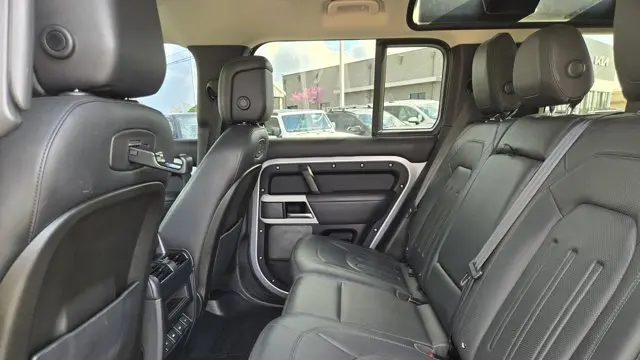 2020 Land Rover Defender 110 HSE