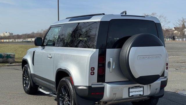 2021 Land Rover Defender 90 S