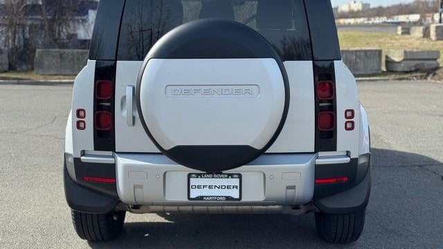 2021 Land Rover Defender 90 S