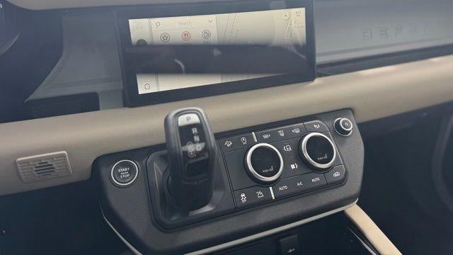 2024 Land Rover Defender 110 P400 S