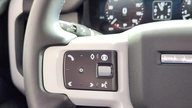 2025 Land Rover Defender 110 P400 S