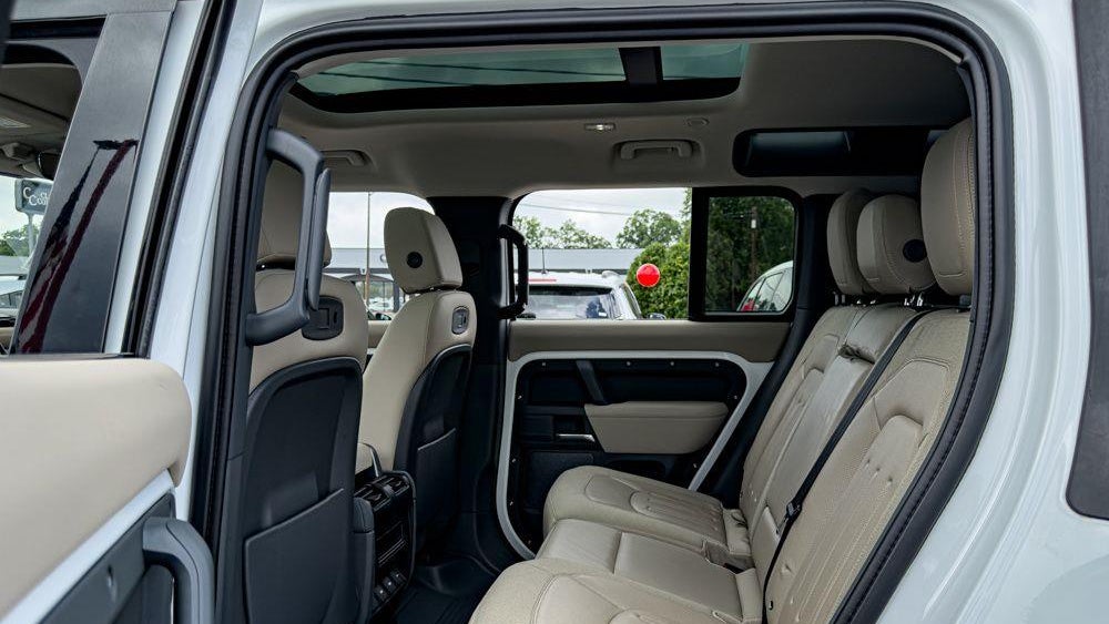 2020 Land Rover Defender 110 S