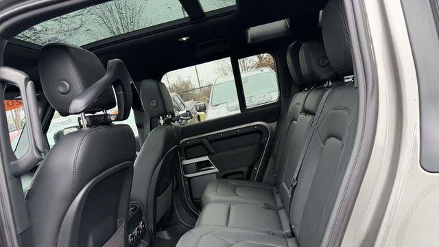 2023 Land Rover Defender 110 S