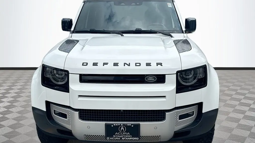 2024 Land Rover Defender 110 P300 S
