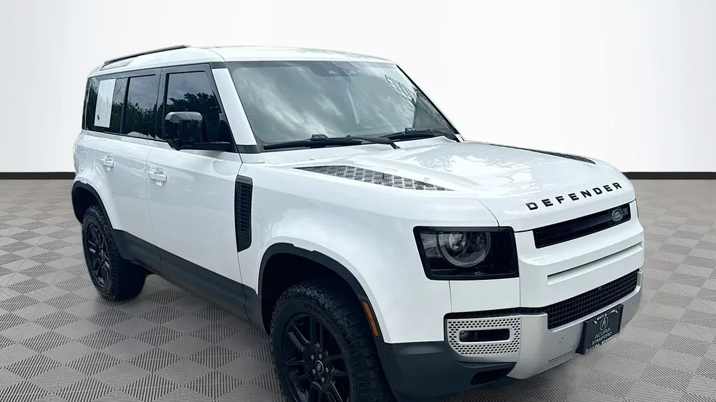2024 Land Rover Defender 110 P300 S