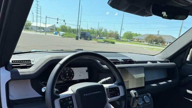 2025 Land Rover Defender 110 P300 S