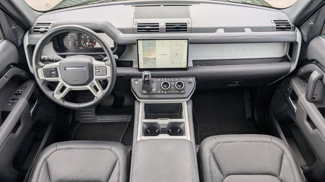 2025 Land Rover Defender 110 P300 S