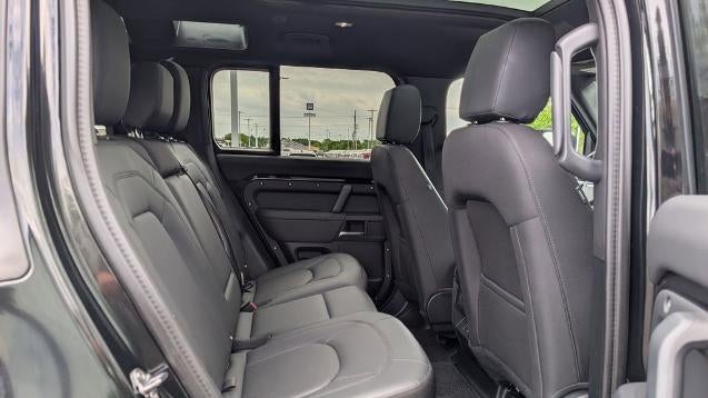 2025 Land Rover Defender 110 P300 S