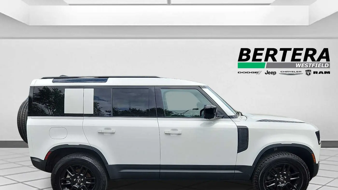 2025 Land Rover Defender 110 P300 S