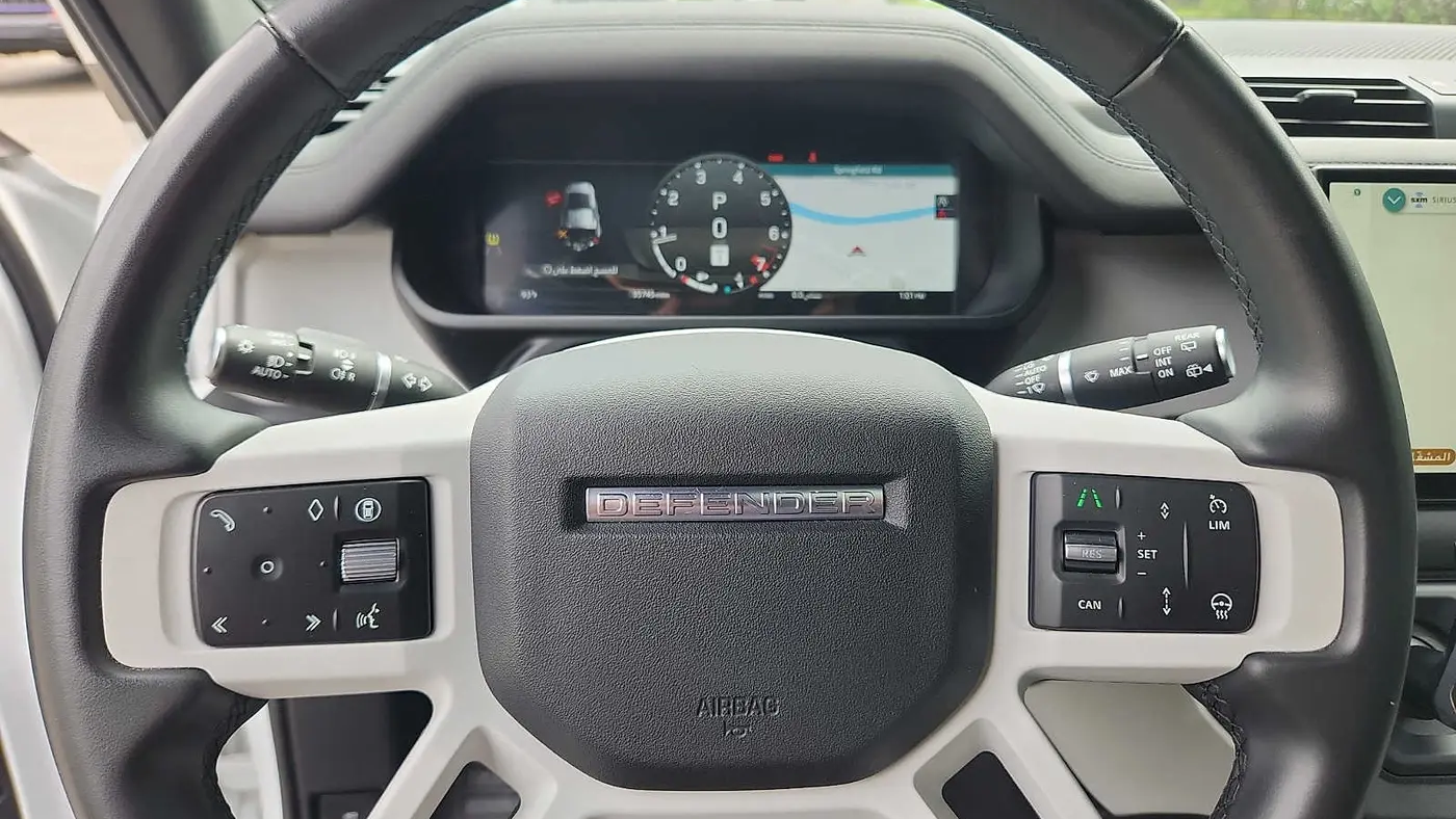 2025 Land Rover Defender 110 P300 S