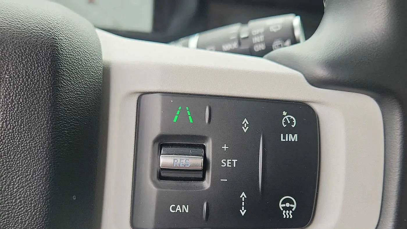 2025 Land Rover Defender 110 P300 S