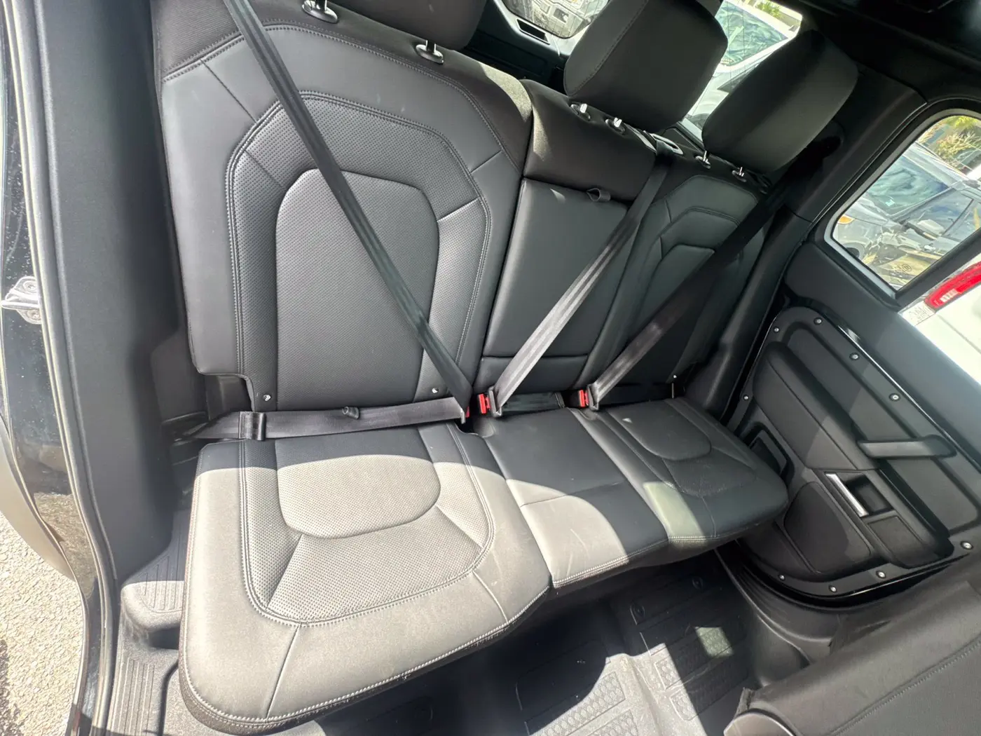 2025 Land Rover Defender - $46,987