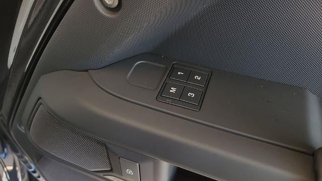 2025 Land Rover Defender 110 P300 S