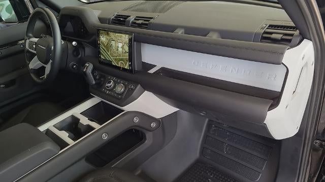 2025 Land Rover Defender 110 P300 S