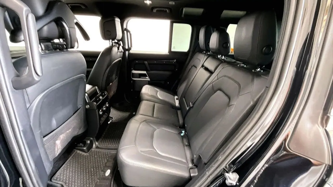 2023 Land Rover Defender 110 30th Anniversary Edition