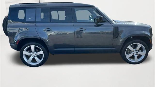 2024 Land Rover Defender 110 P300 S