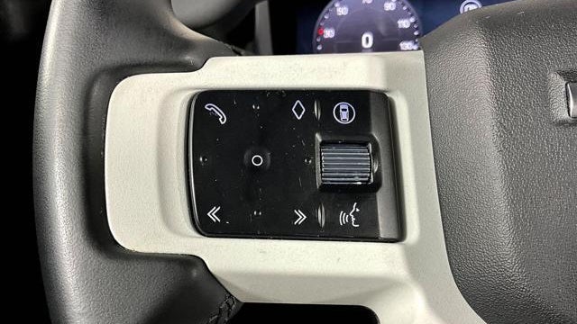 2025 Land Rover Defender 110 P300 S