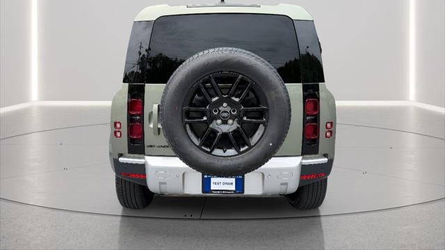 2025 Land Rover Defender 110 P300 S