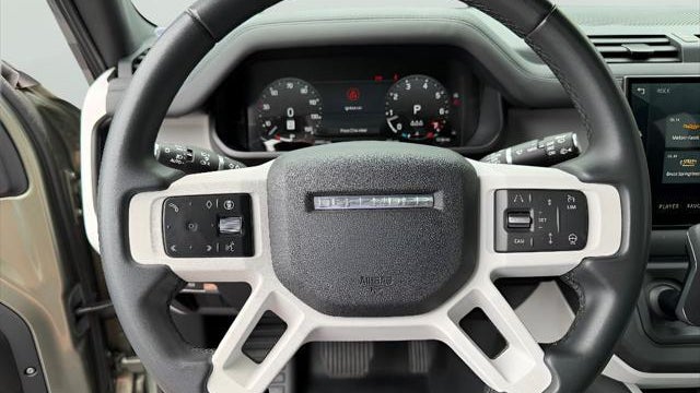 2025 Land Rover Defender 110 P300 S