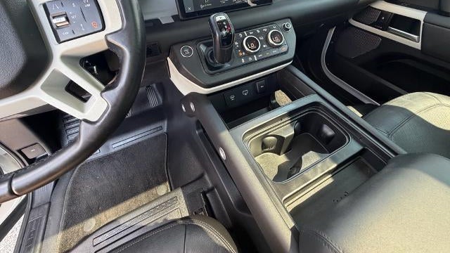 2024 Land Rover Defender 110 P300 S