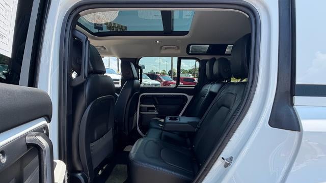 2024 Land Rover Defender 110 P300 S