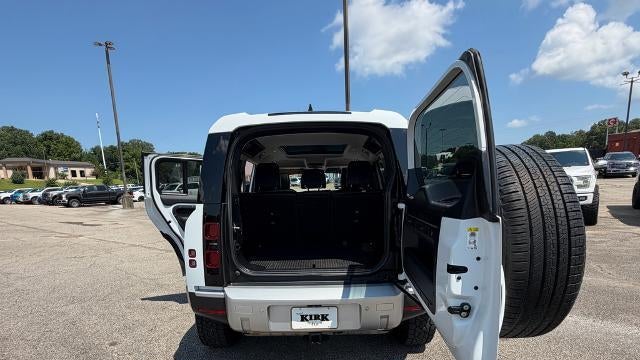 2024 Land Rover Defender 110 P300 S