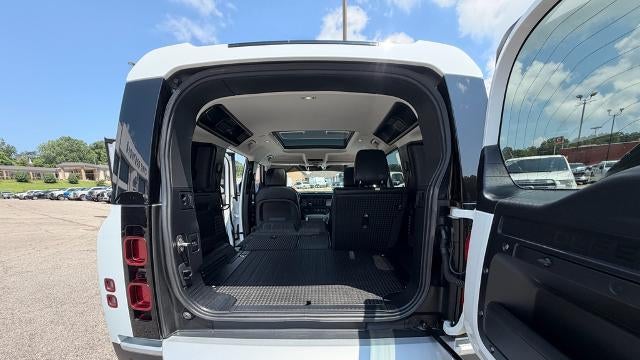 2024 Land Rover Defender 110 P300 S