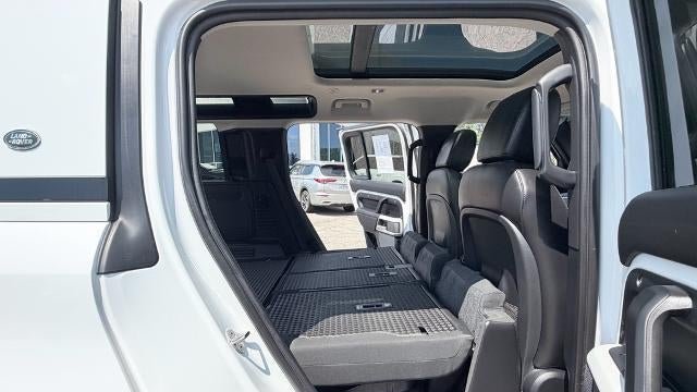2024 Land Rover Defender 110 P300 S