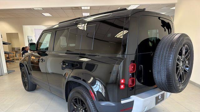 2025 Land Rover Defender 110 P300 S