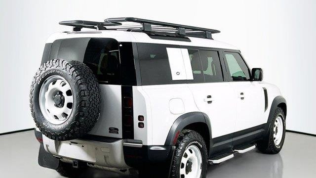 2023 Land Rover Defender 110 30th Anniversary Edition