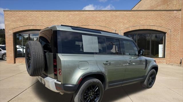 2025 Land Rover Defender 110 P300 S