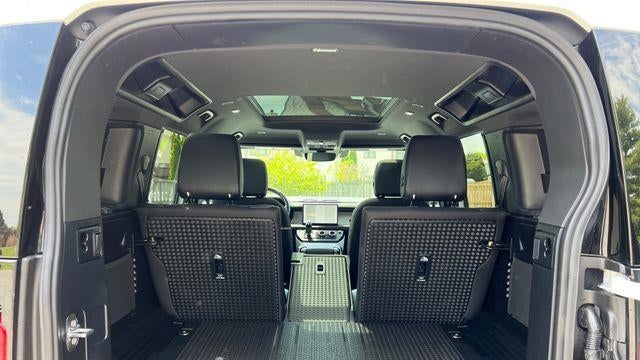 2025 Land Rover Defender 110 P300 S