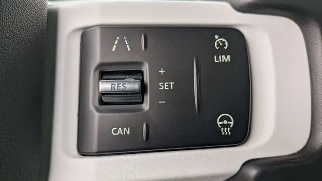 2023 Land Rover Defender 110 30th Anniversary Edition
