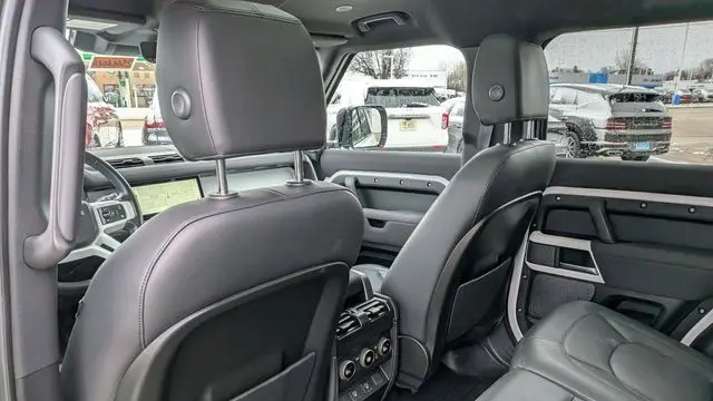 2023 Land Rover Defender 110 30th Anniversary Edition
