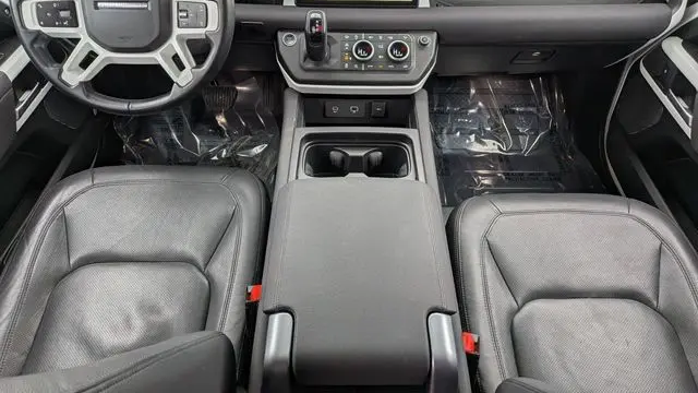 2023 Land Rover Defender 110 30th Anniversary Edition