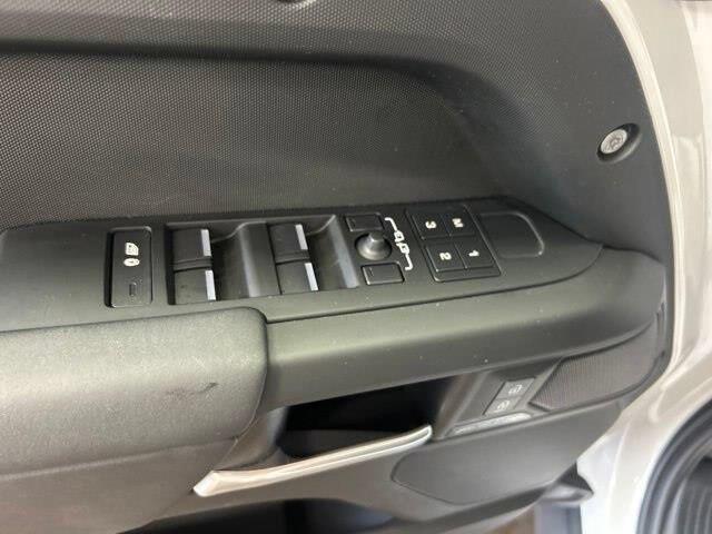 2025 Land Rover Defender - $58,995