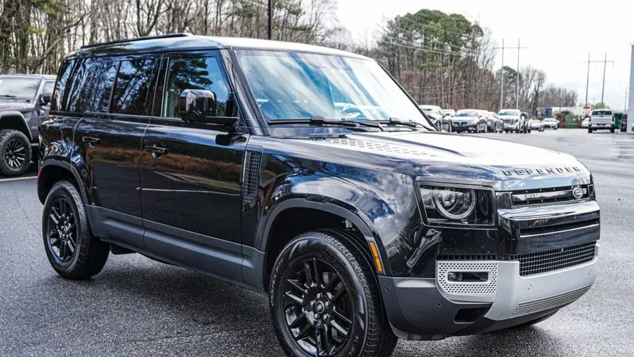 2025 Land Rover Defender 110 P300 S