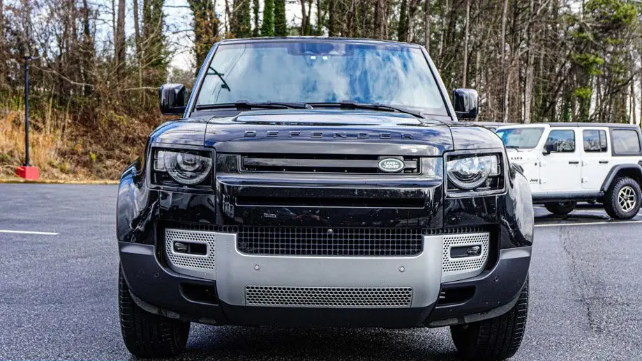 2025 Land Rover Defender 110 P300 S