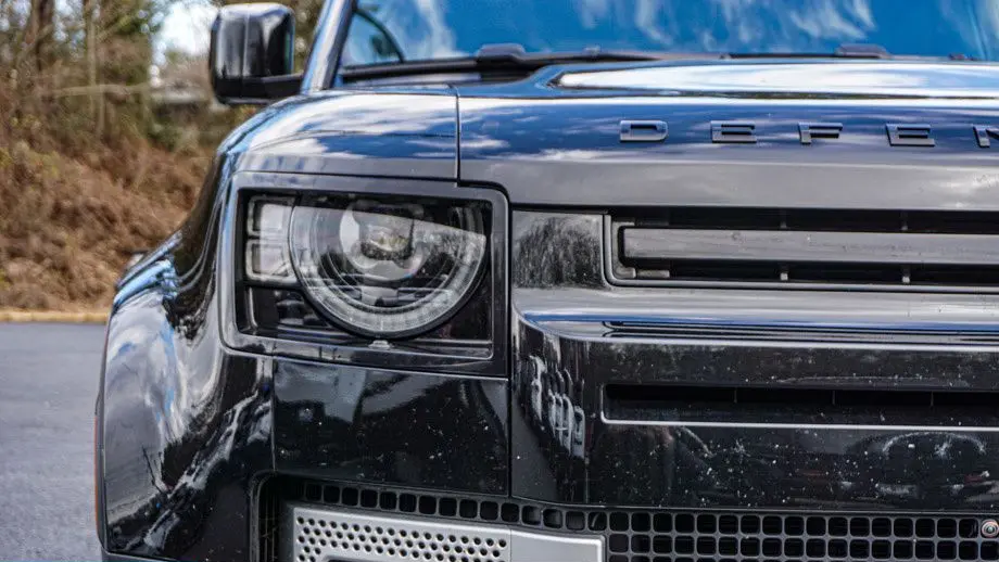 2025 Land Rover Defender 110 P300 S