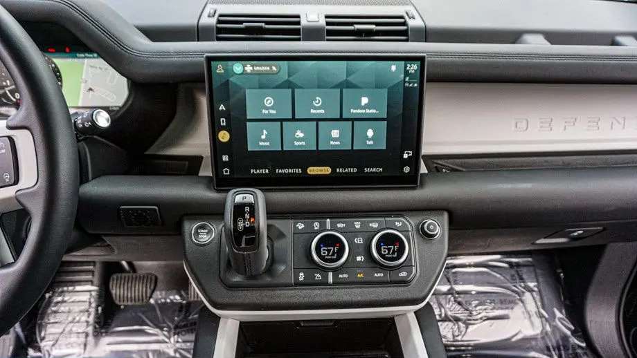 2025 Land Rover Defender 110 P300 S