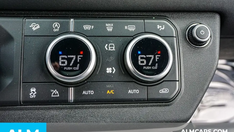 2025 Land Rover Defender 110 P300 S