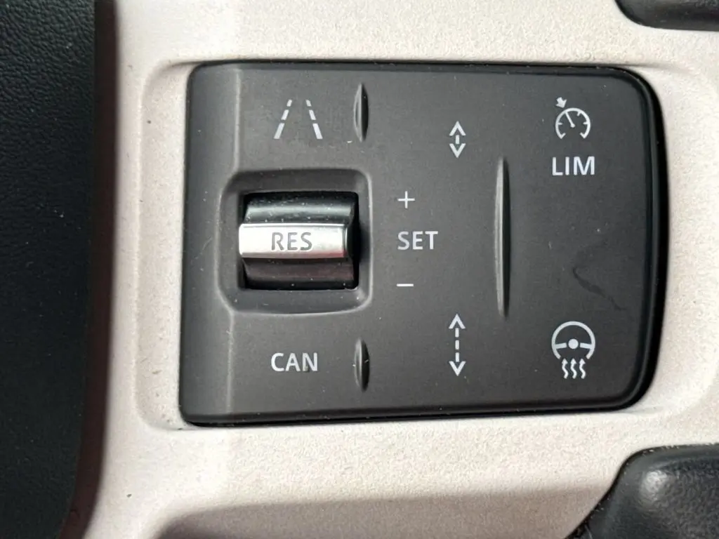 2025 Land Rover Defender - $52,750