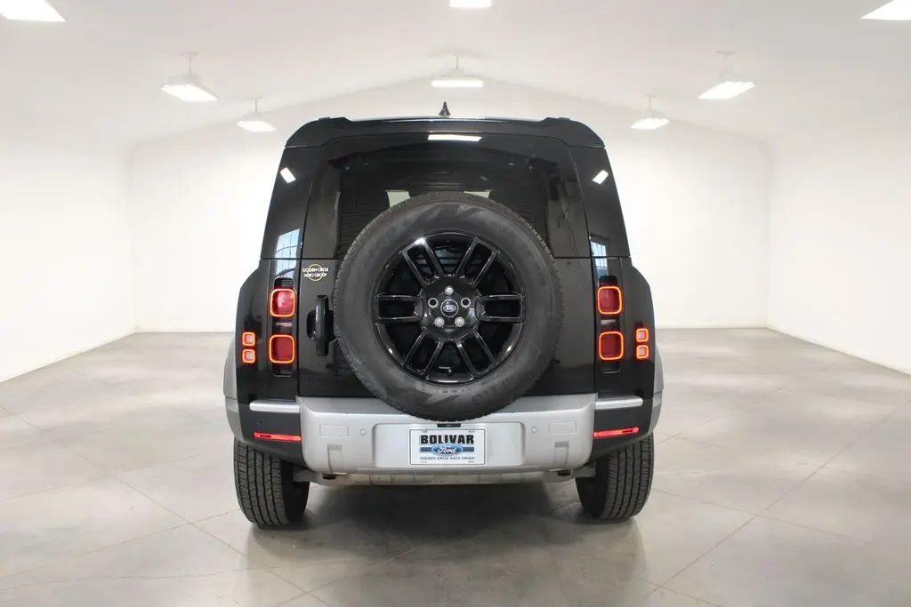 2025 Land Rover Defender - $49,948