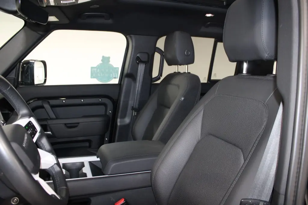 2025 Land Rover Defender - $49,948