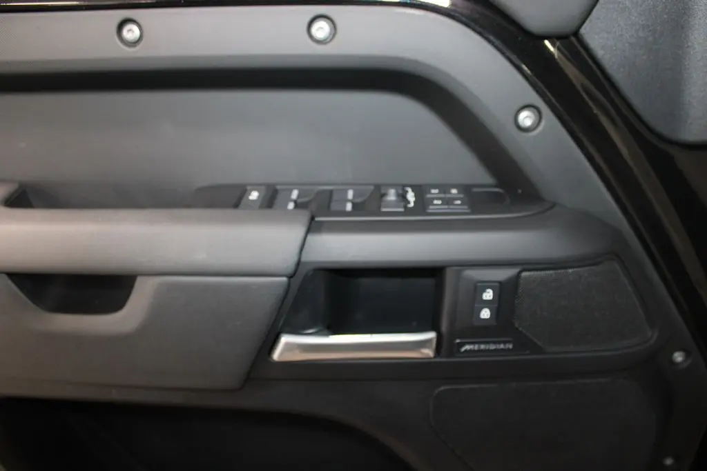 2025 Land Rover Defender - $49,948