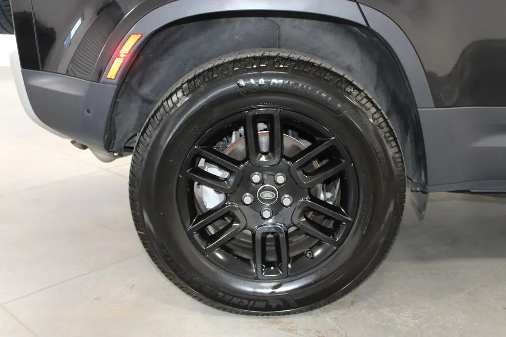 2025 Land Rover Defender - $49,948
