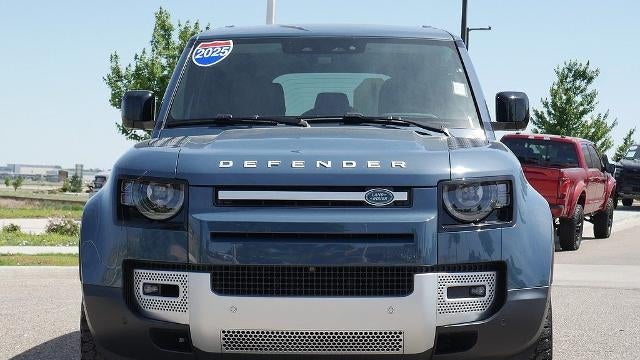 2025 Land Rover Defender 110 P300 S